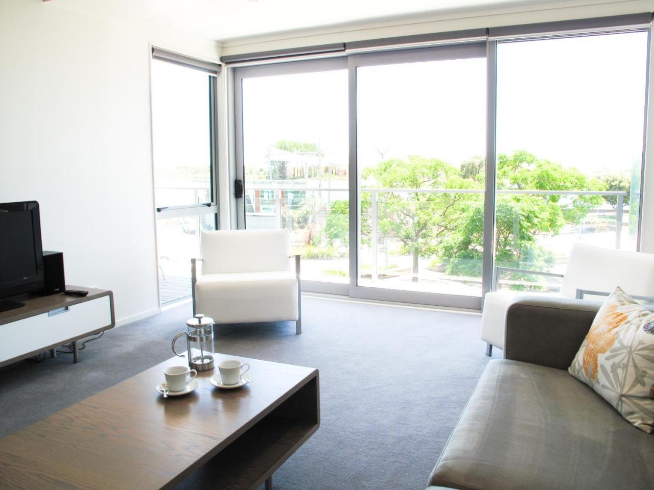 Quayside Luxury Apartments Вакатане Екстер'єр фото